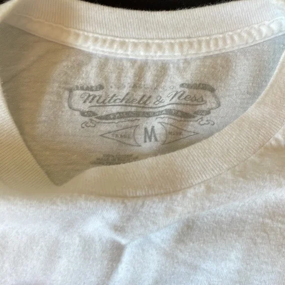 Mens Raptors Logo T-Shirt - Picture 2 of 2